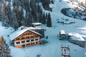 Hotel Berghof - Riesneralm